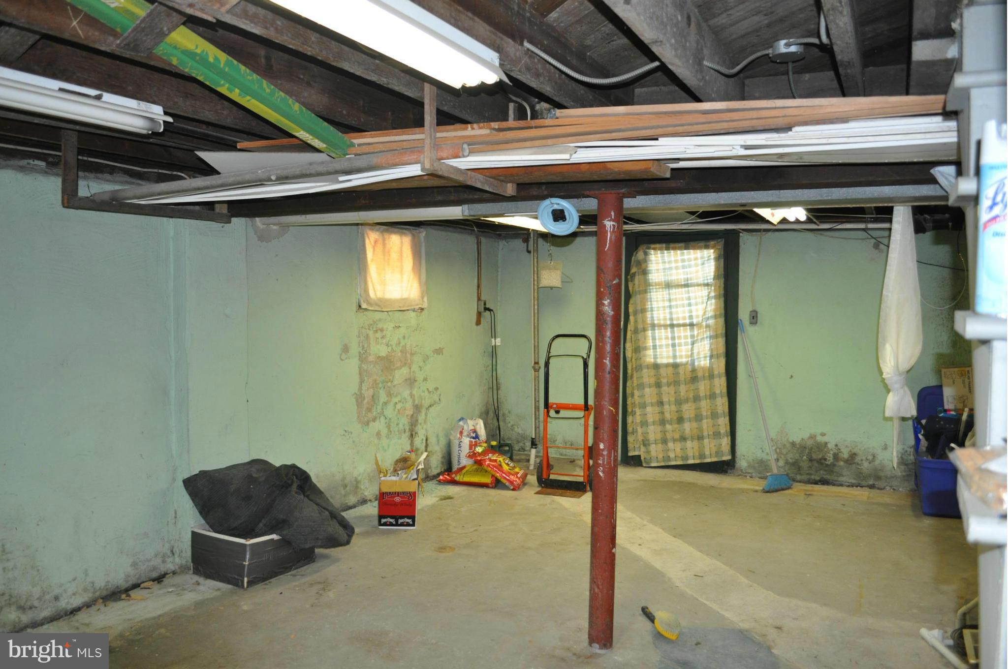 HOLABIRD PARK - Residential