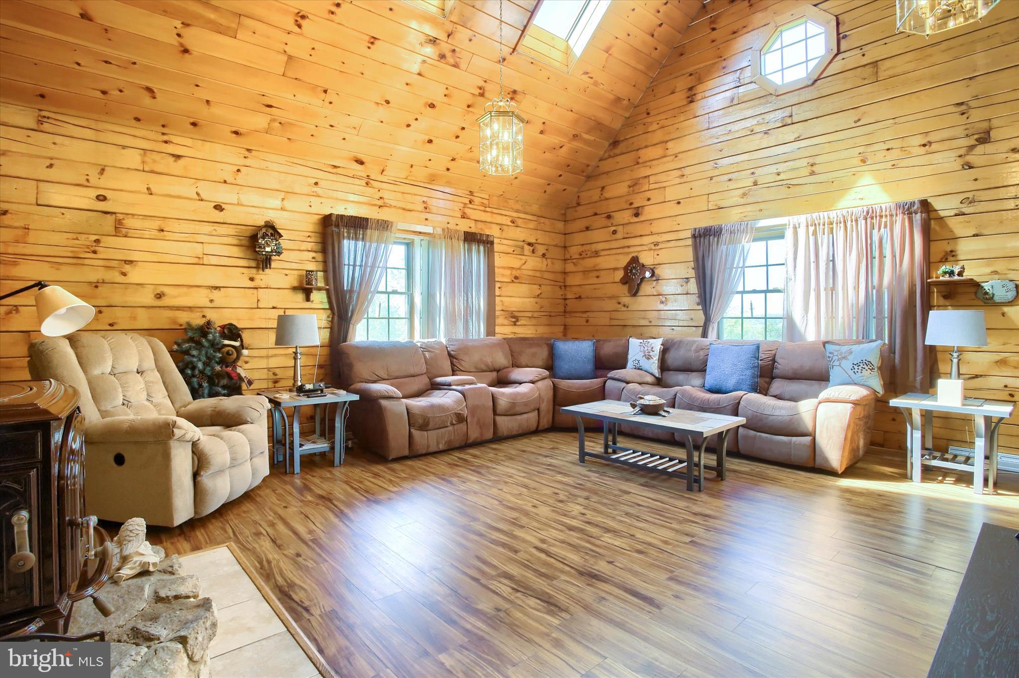 15 SULPHUR SPRINGS ROAD