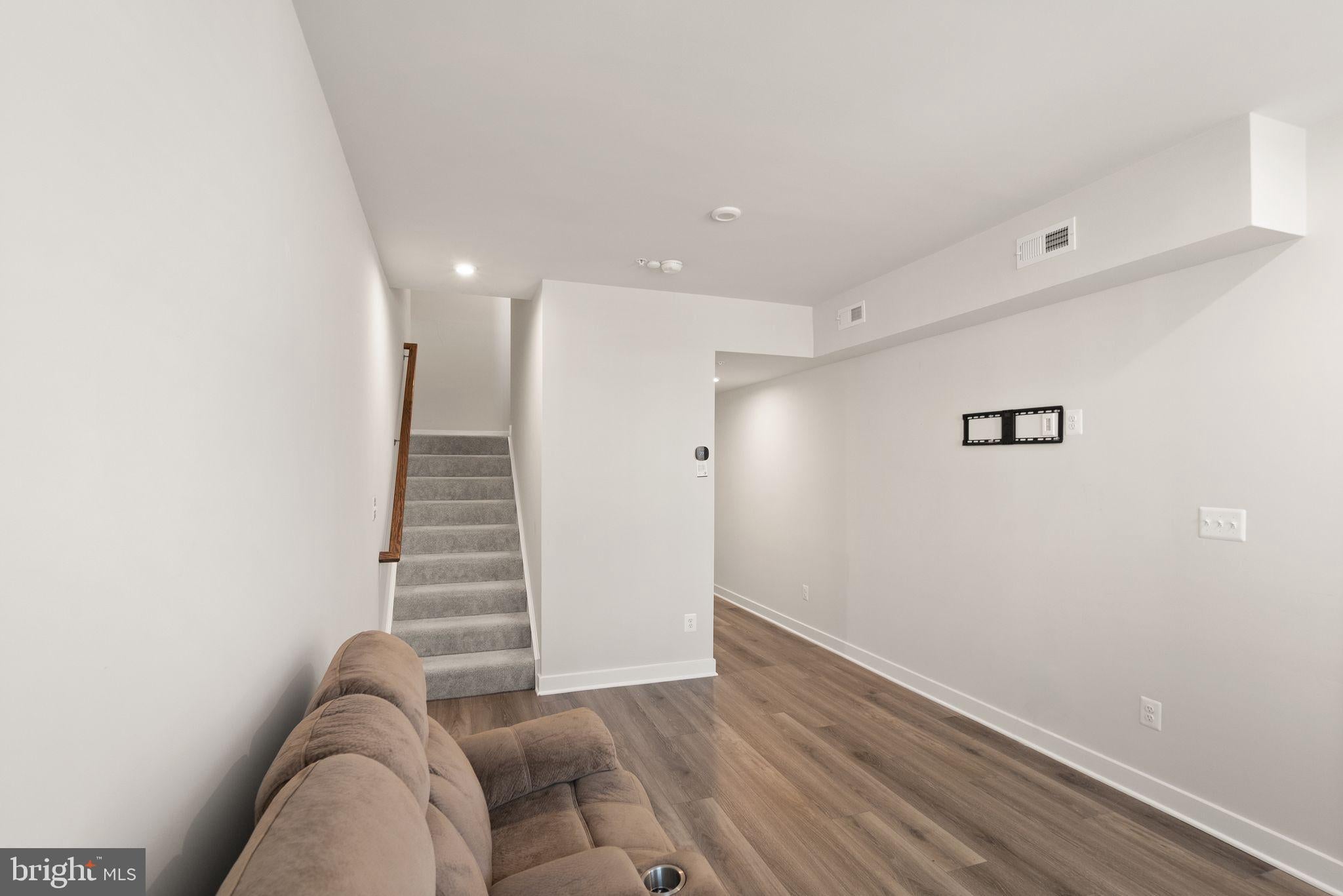 42564 INVERGORDON TERRACE