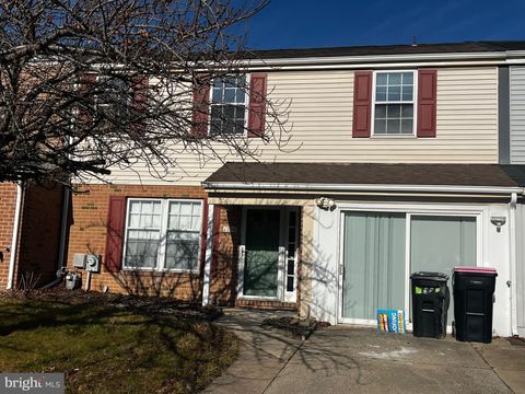 1756 HYBRID PLACE CLEMENTON NJ 08021