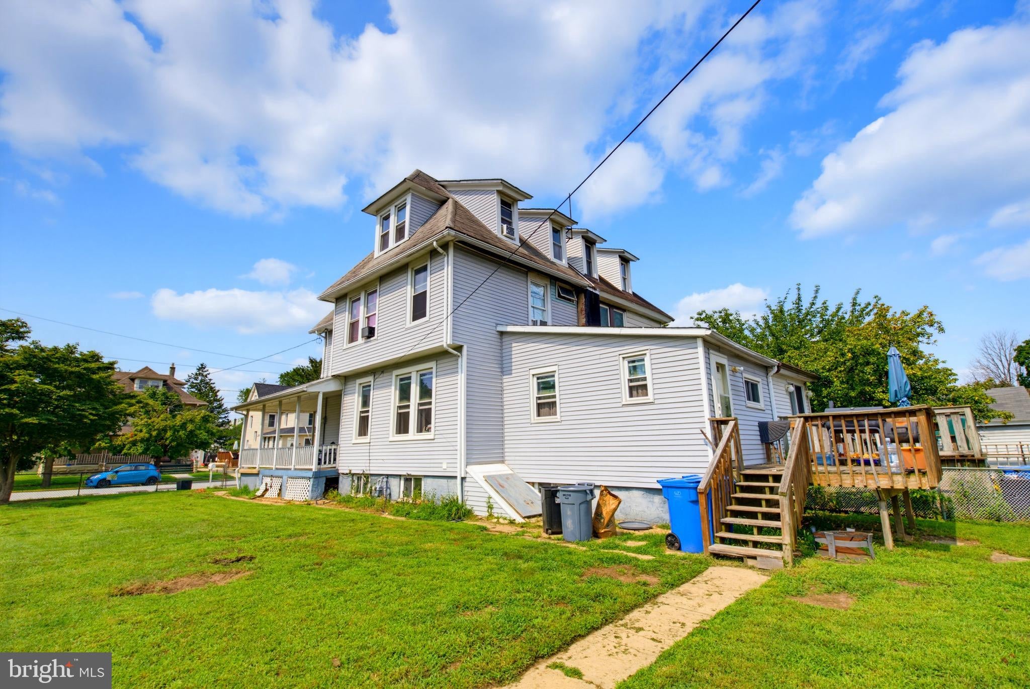 401 SUMMIT AVENUE