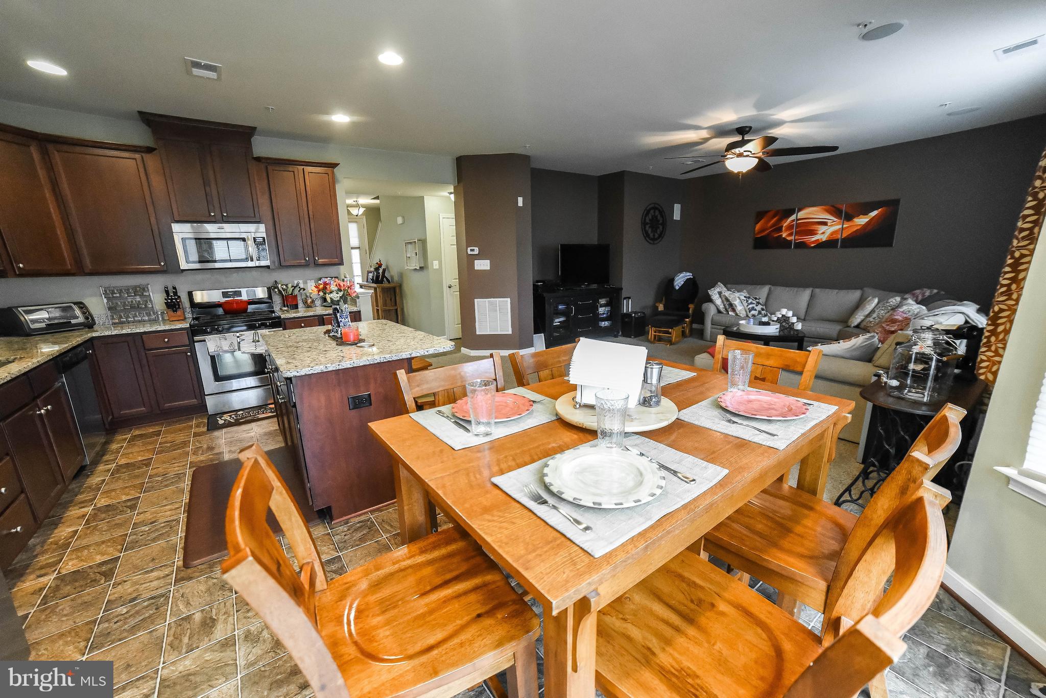 WOODLAND PARK - Residential