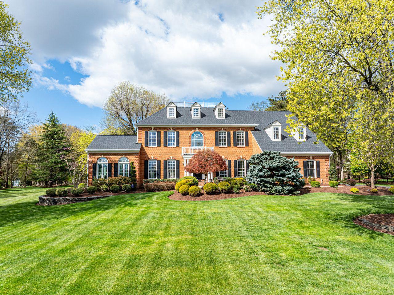 16701 CEDAR POST COURT