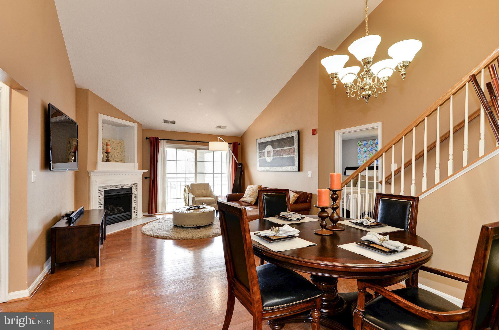 CAMERON STATION - Residential