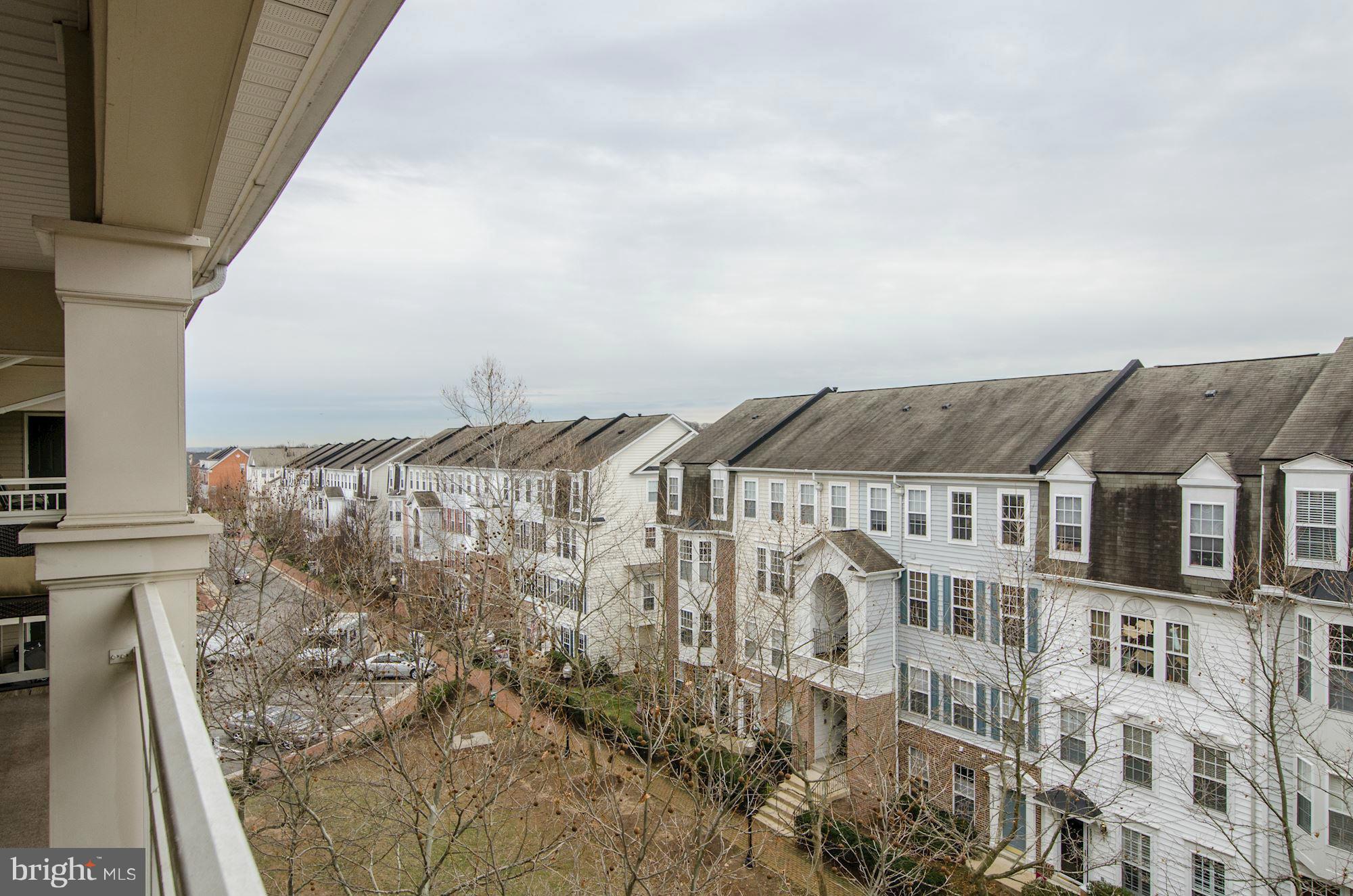 CAMERON STATION - Residential