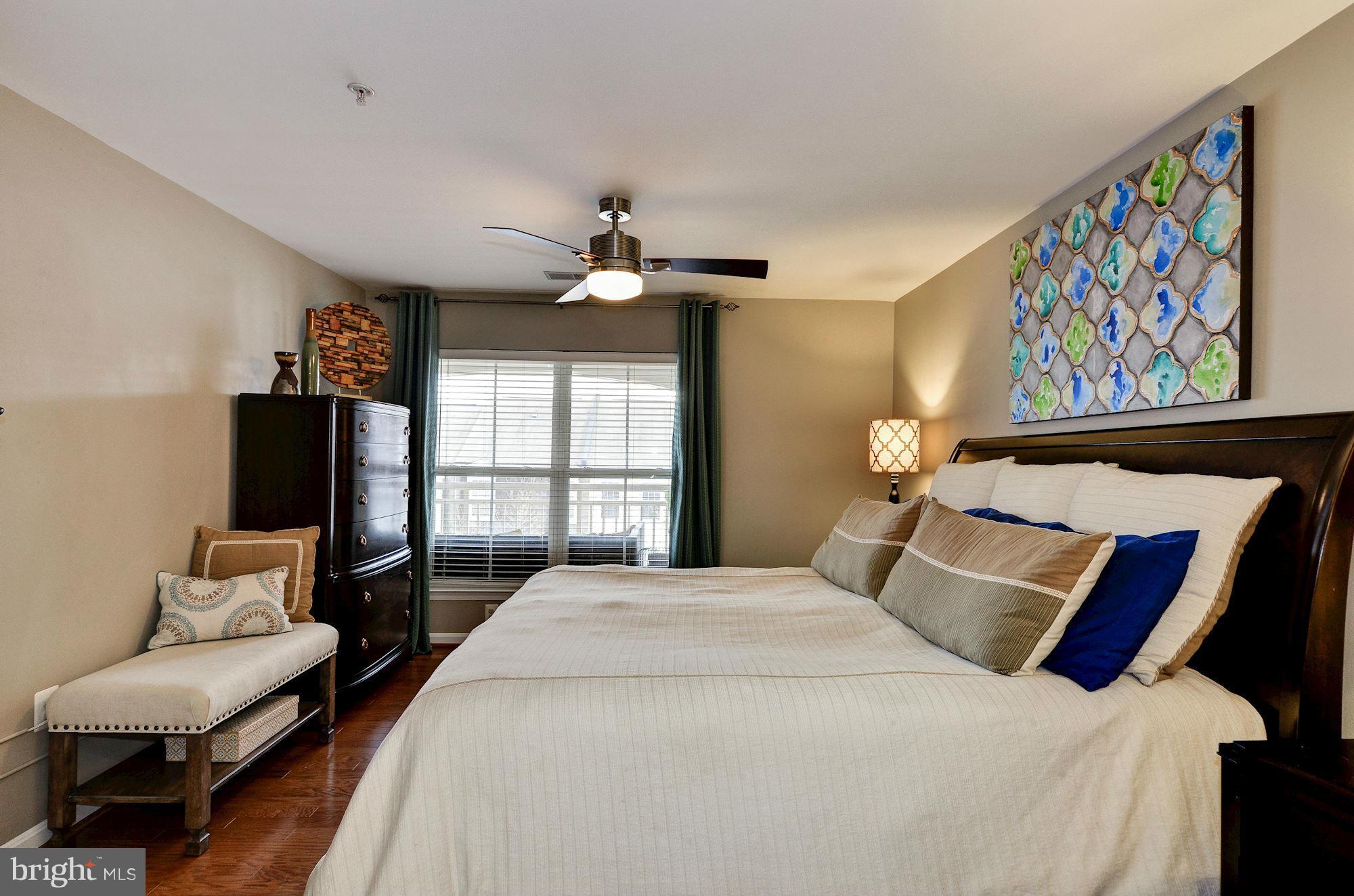 CAMERON STATION - Residential