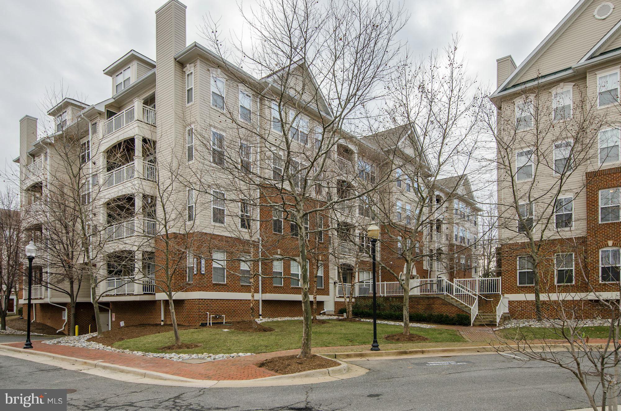 CAMERON STATION - Residential