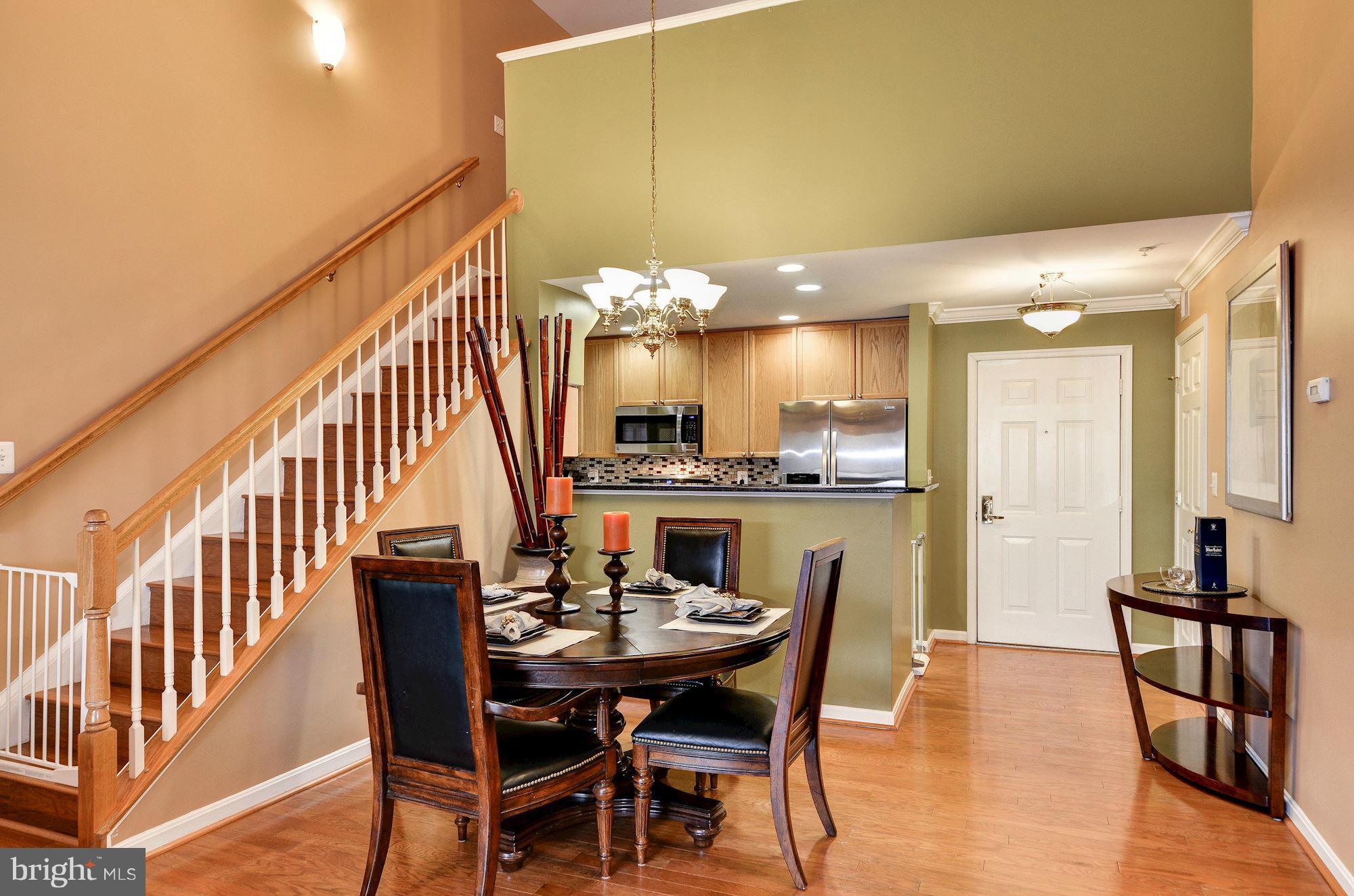 CAMERON STATION - Residential