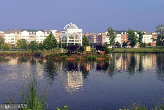 CAMERON STATION - Residential