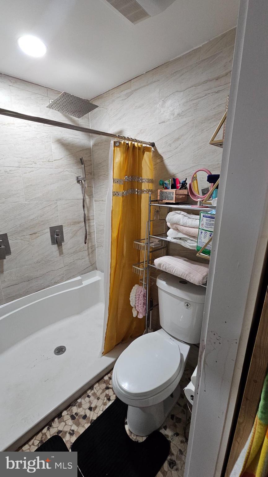 PHILADELPHIA - Residential