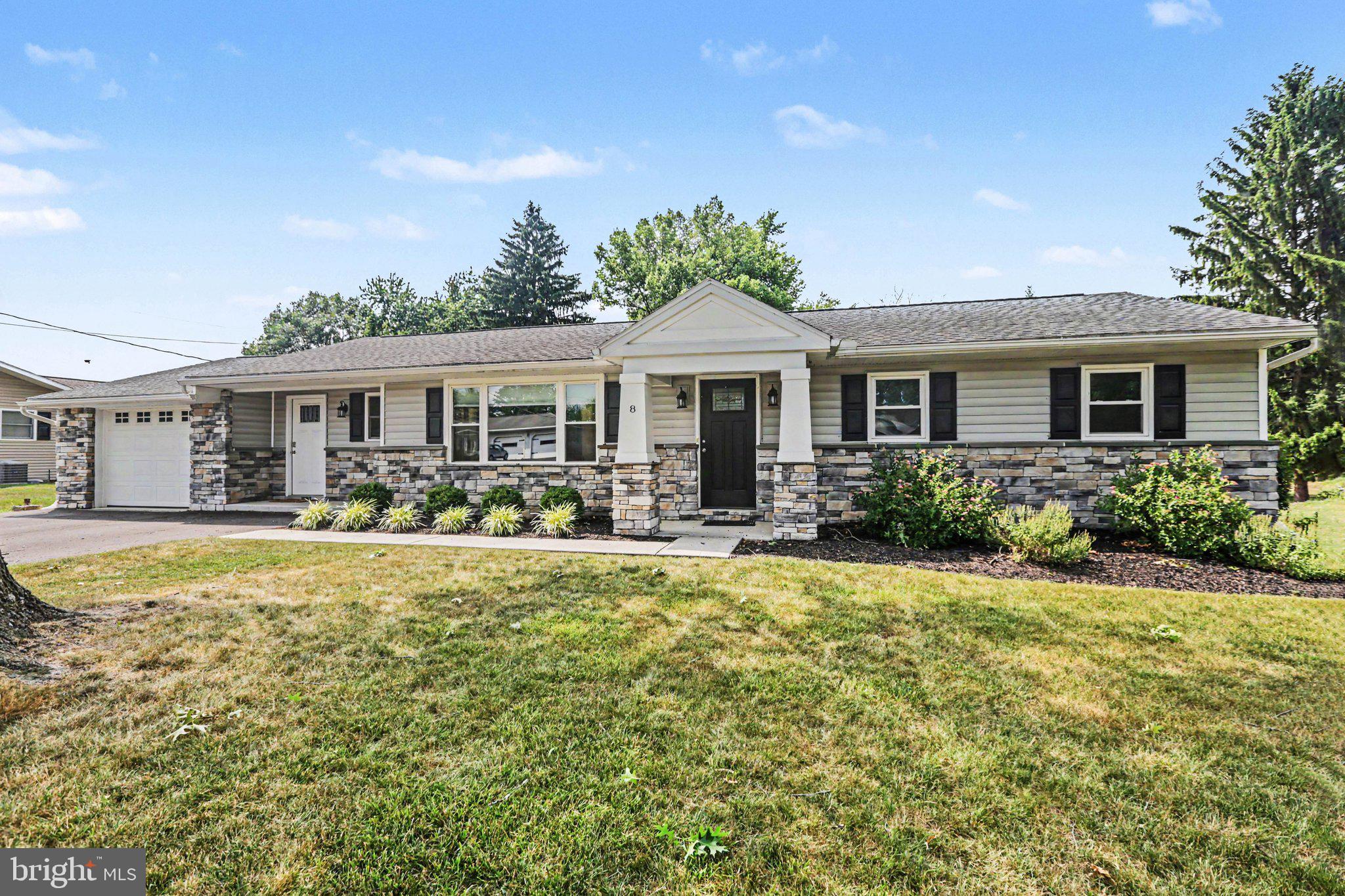 8 LONGVIEW DRIVE
