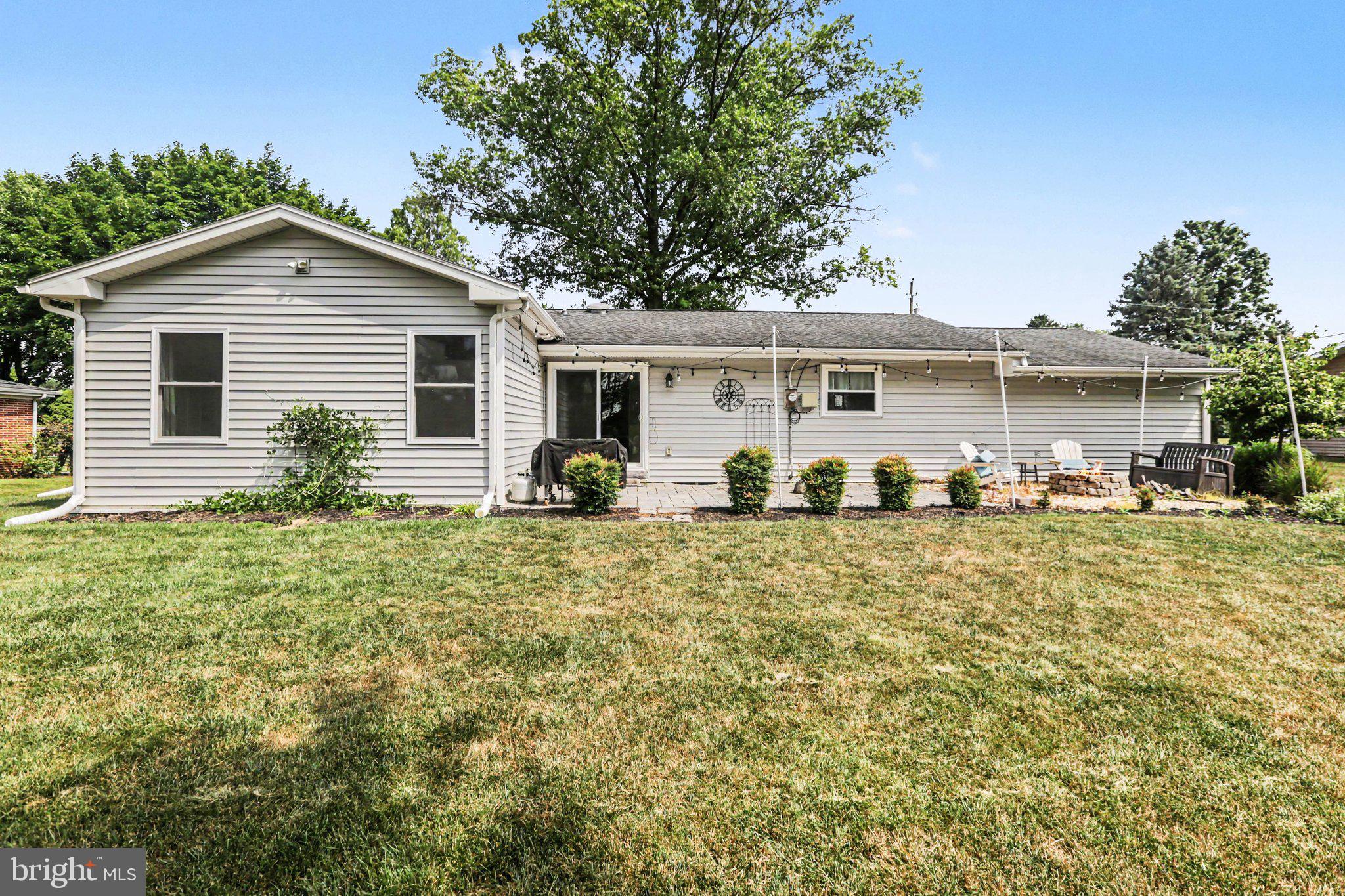 8 LONGVIEW DRIVE