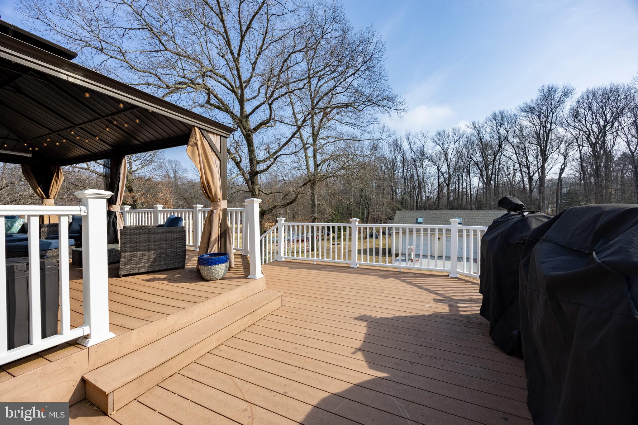 SHORE ACRES - Residential