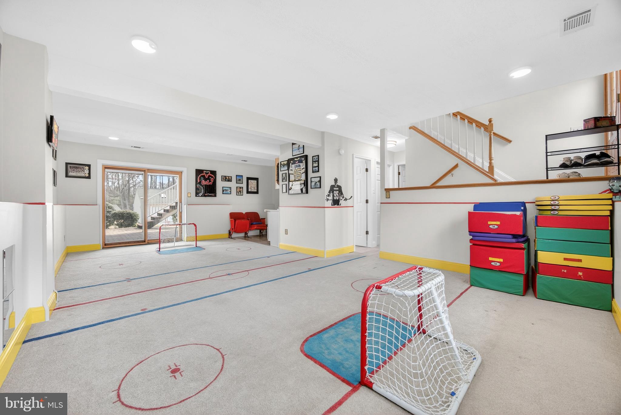 SHORE ACRES - Residential