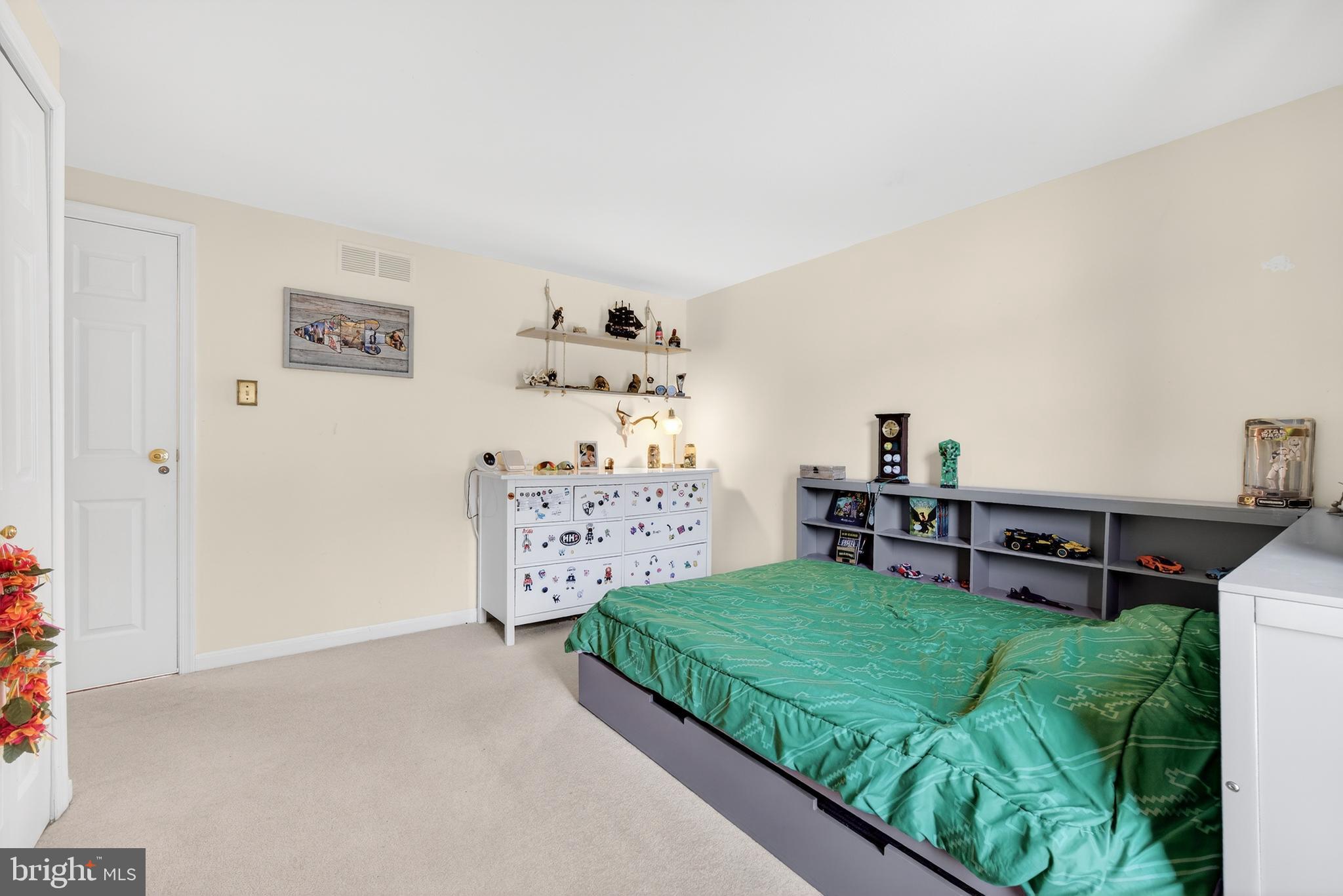 SHORE ACRES - Residential