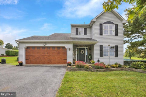 Homes For Sale - 170 Cornerstone Drive<br/> Berks County, MOHRSVILLE, PA 19541
