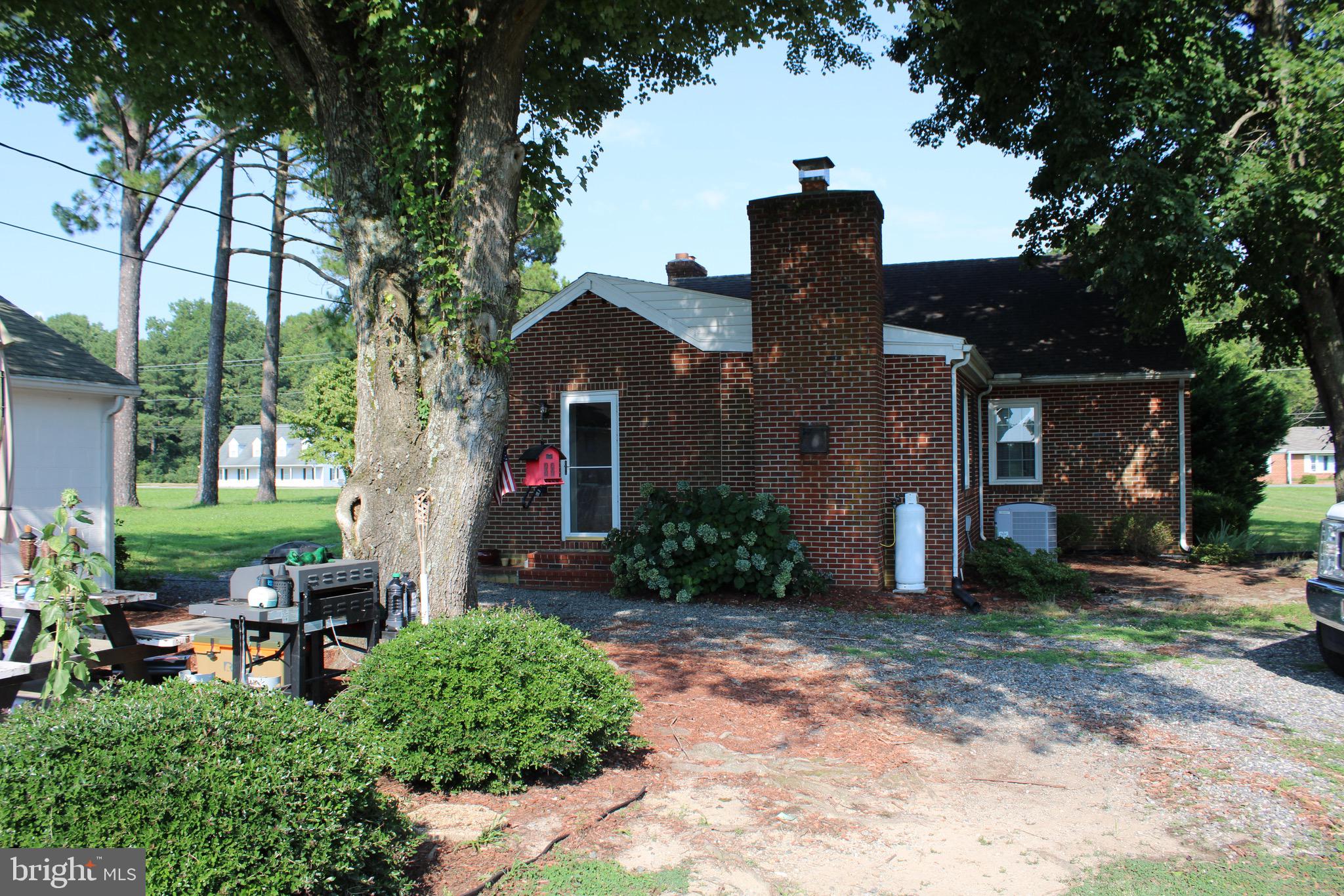596 JESSIE DUPONT MEMORIAL HIGHWAY