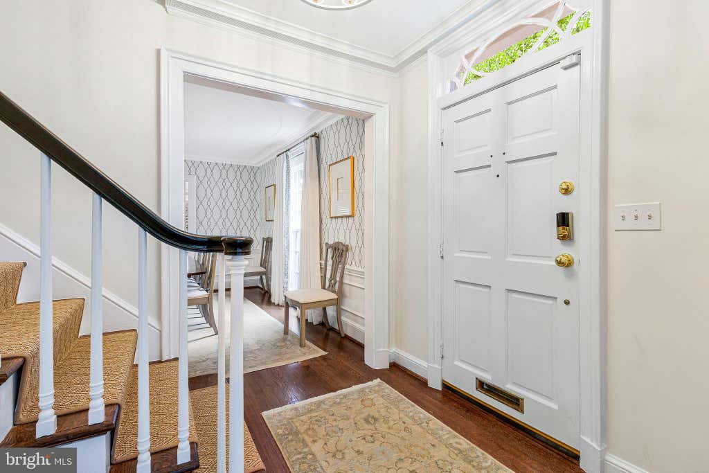 Photo of 4607 Kenmore Drive NW, WASHINGTON, DC 20007 (MLS # DCDC2271984)