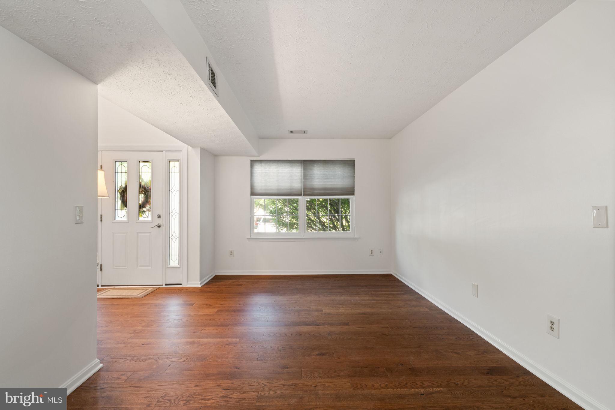 SINGLETONS GROVE - Residential