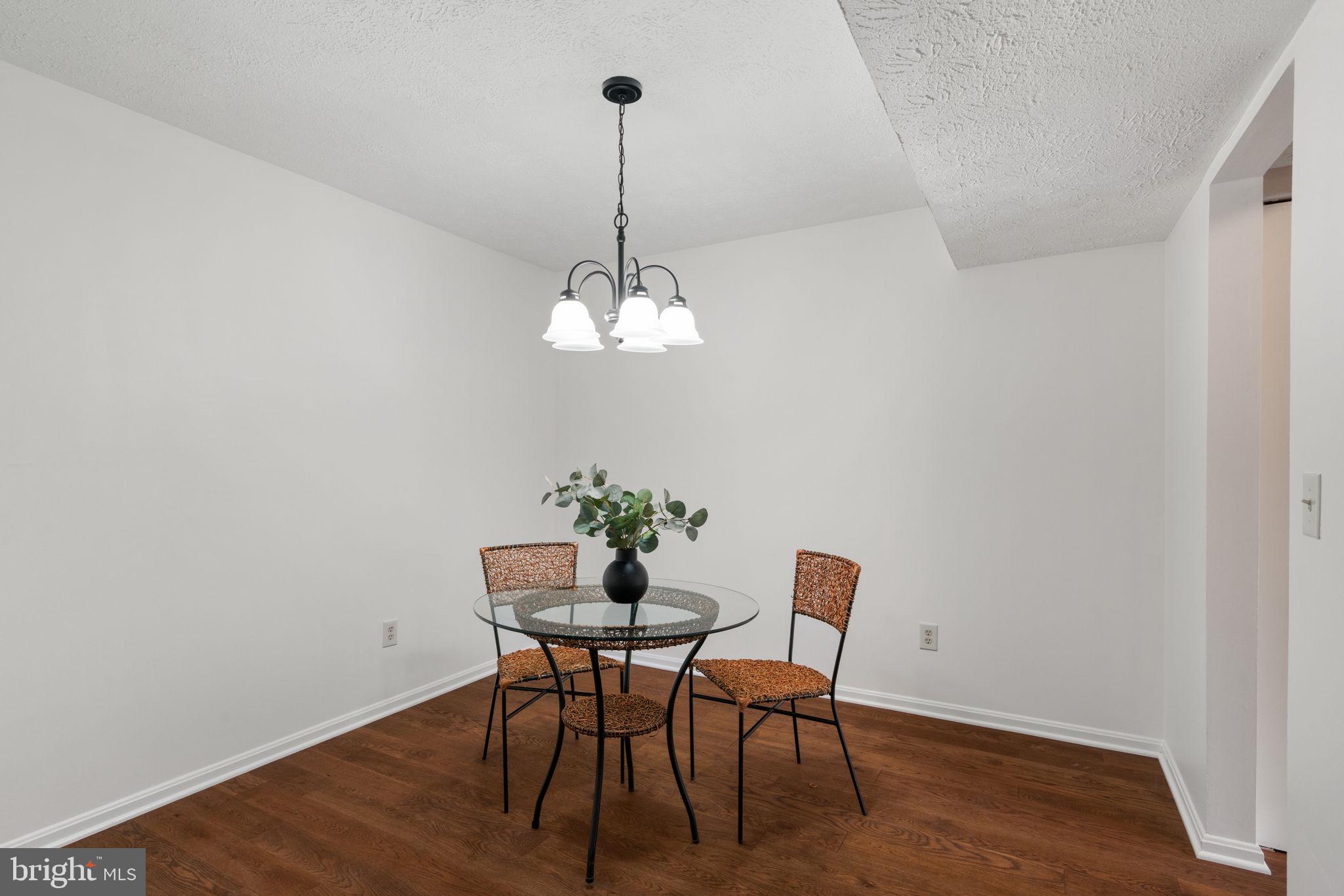 SINGLETONS GROVE - Residential