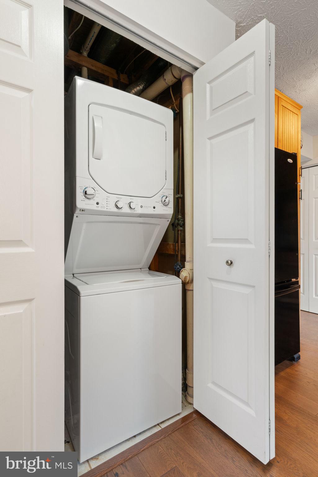 SINGLETONS GROVE - Residential