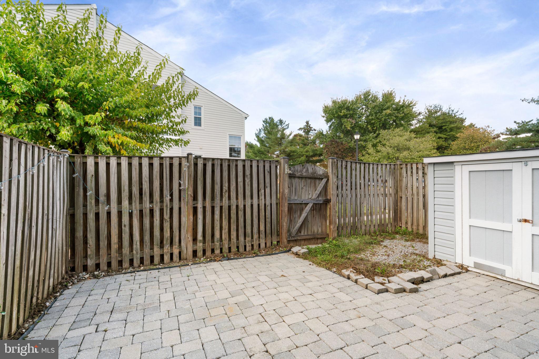 SINGLETONS GROVE - Residential