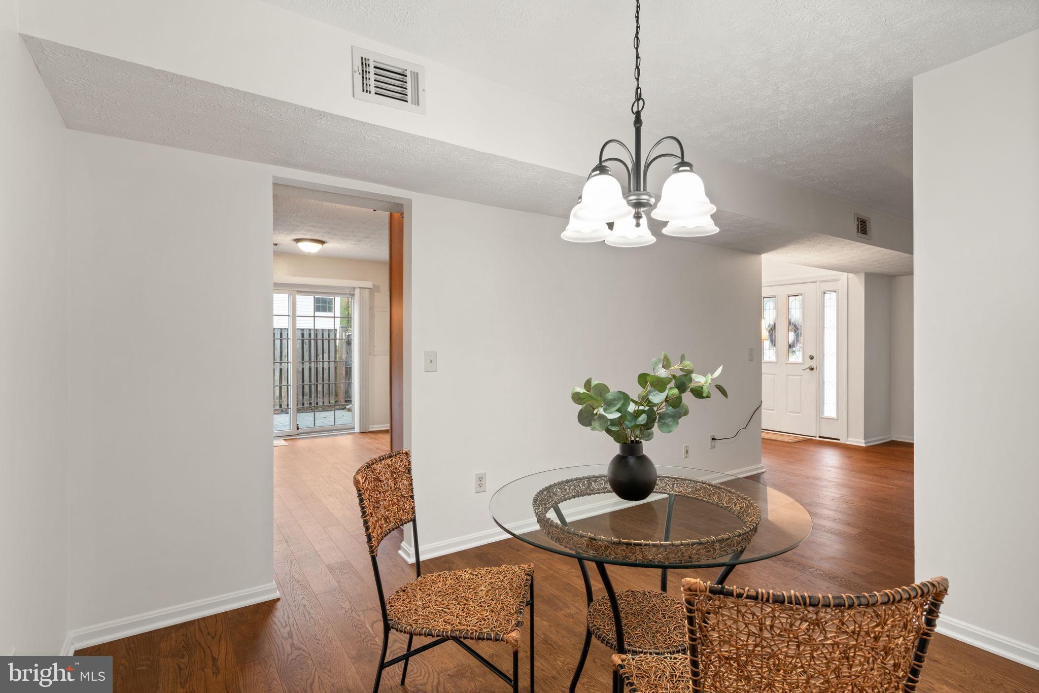 SINGLETONS GROVE - Residential