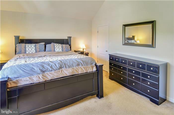 VILLAGES AT PEPPER MILL - Residential