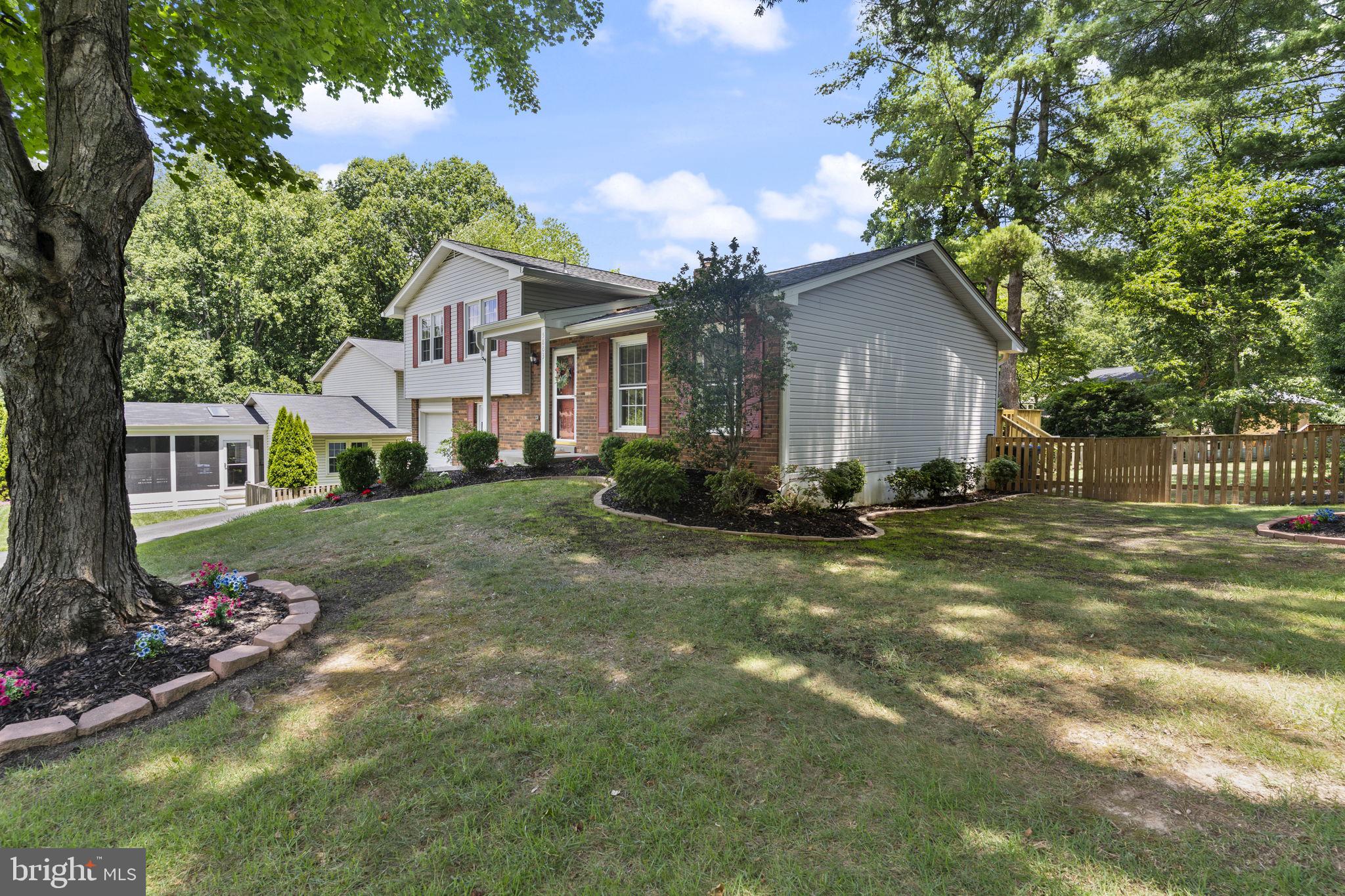 5803 WOOD LAUREL COURT