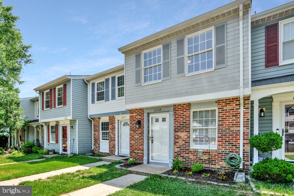 8549 BLUE ROCK LANE