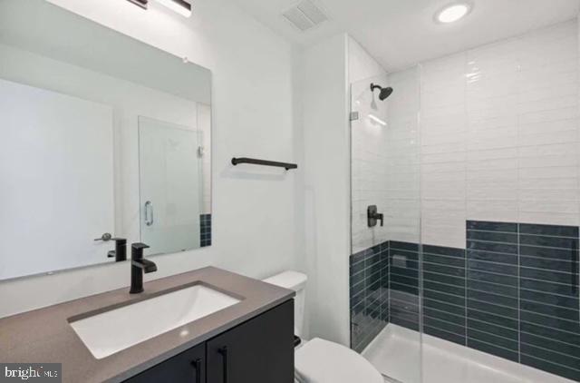 FAIRMOUNT - Residential Lease