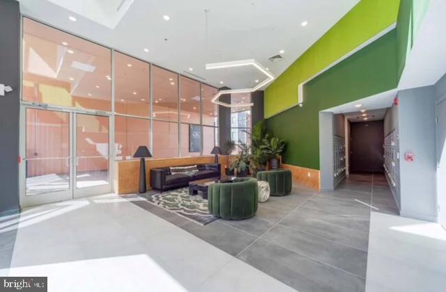 FAIRMOUNT - Residential Lease