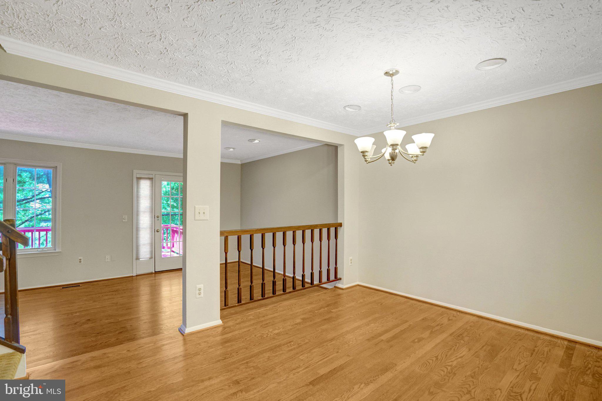 2920 MONTAUK COURT