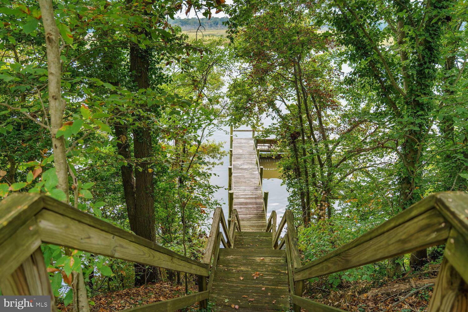 HIGH BANKS - Residential