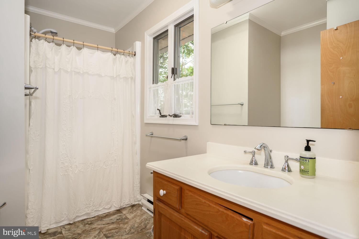 HIGH BANKS - Residential