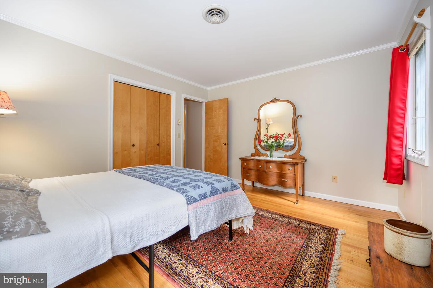 HIGH BANKS - Residential