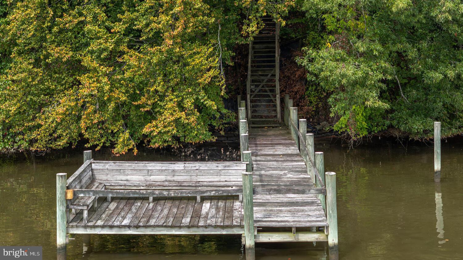 HIGH BANKS - Residential