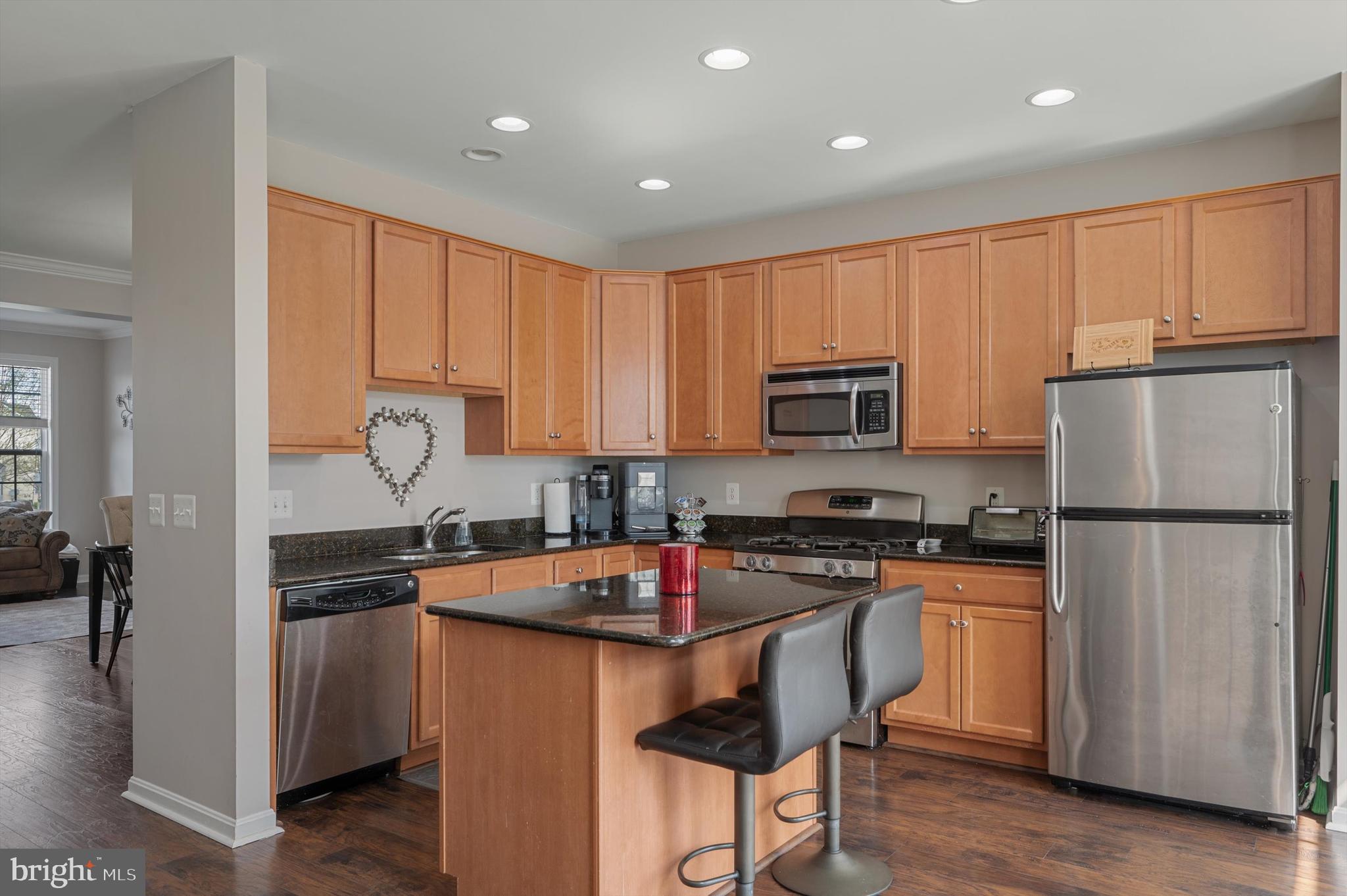 BLUE RIDGE SHADOWS TOWNS - Residential