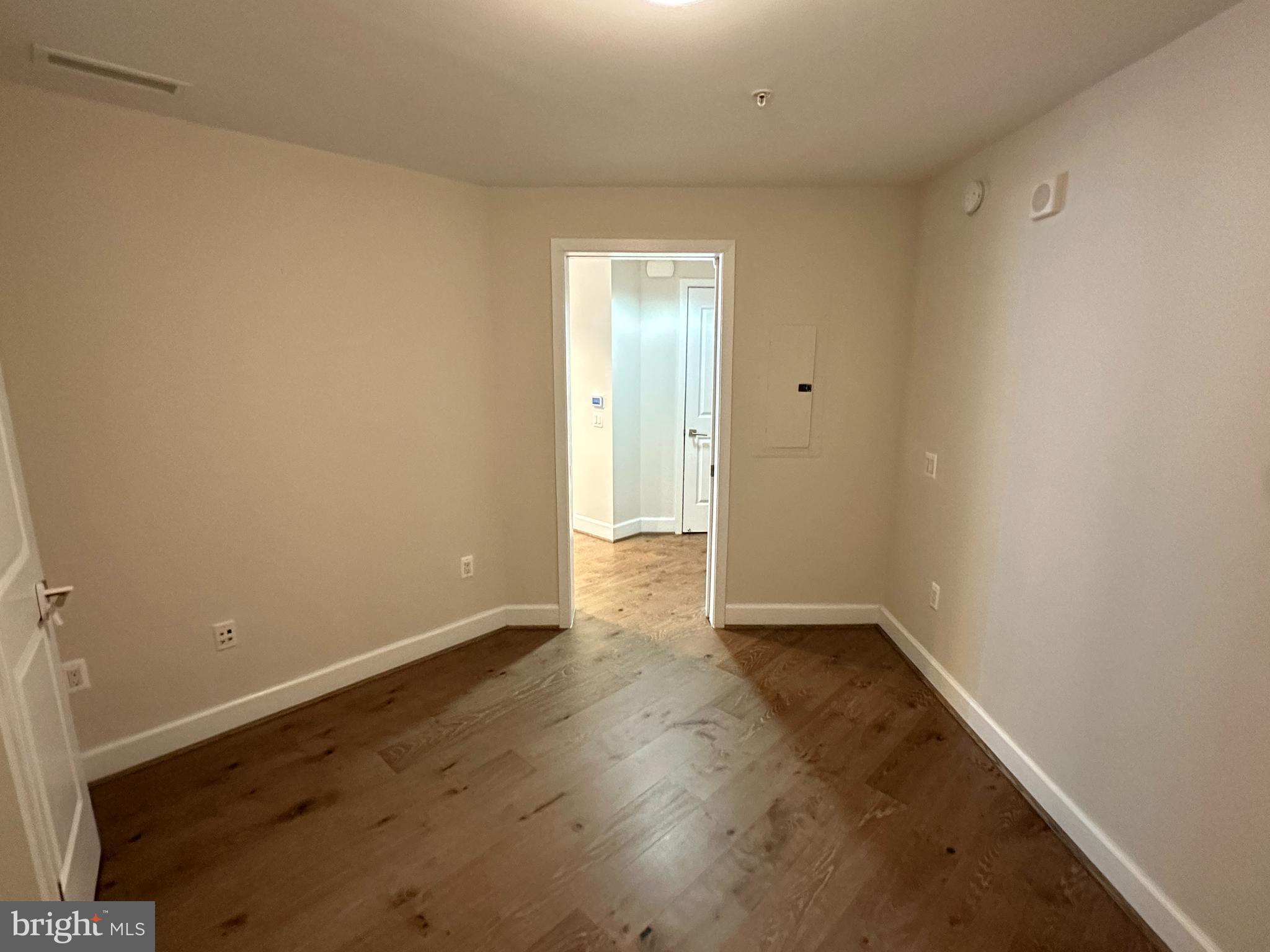 DOWNTOWN BETHESDA - Residential Lease