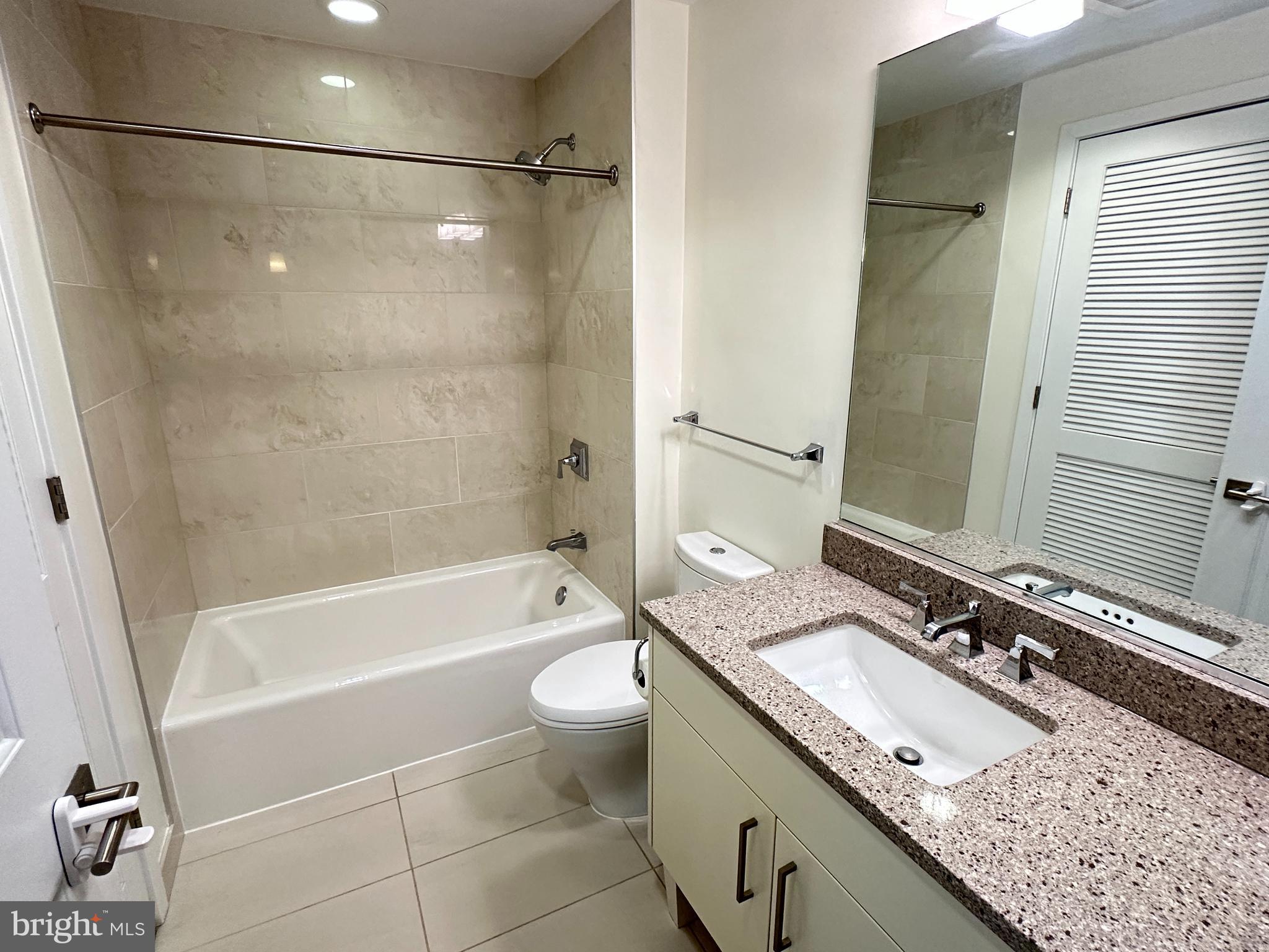 DOWNTOWN BETHESDA - Residential Lease