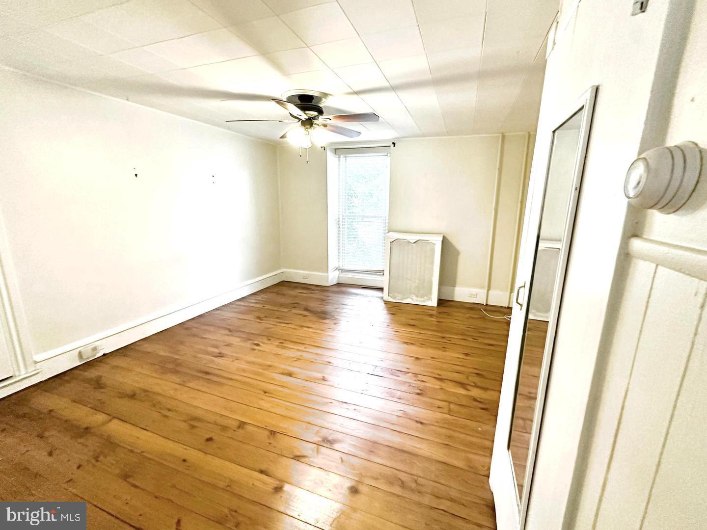 120 N BELLEVUE AVENUE LOWER UNIT