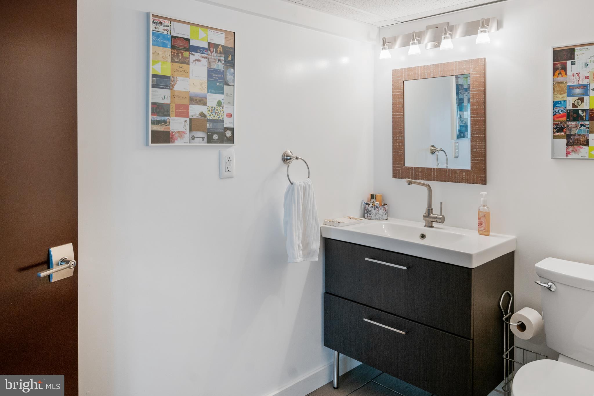 000 - Residential Lease