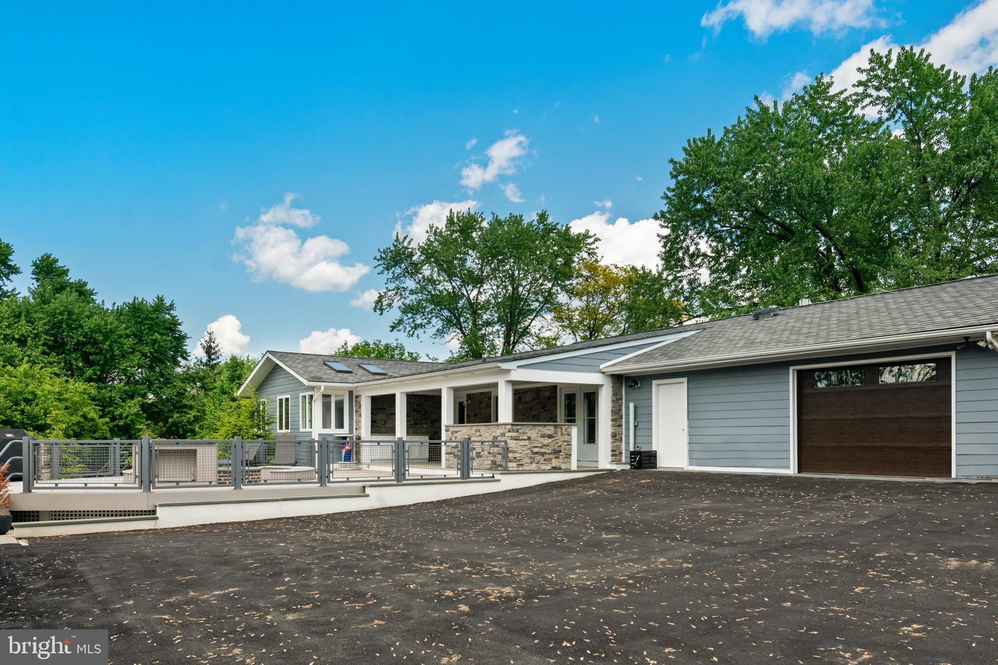000 - Residential Lease