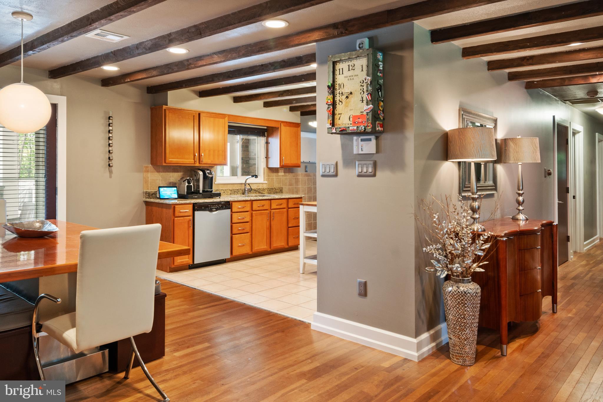 000 - Residential Lease