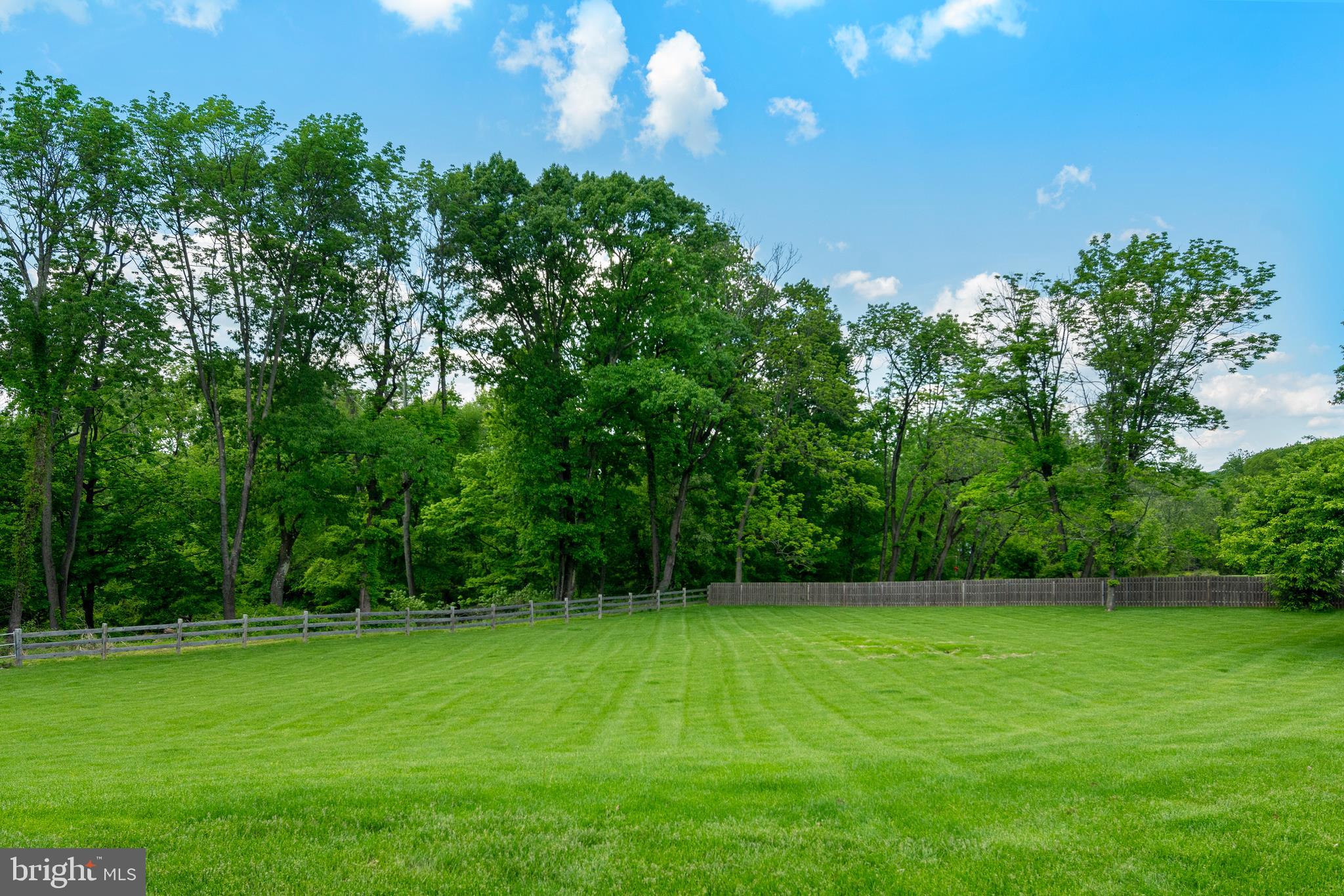 000 - Residential Lease