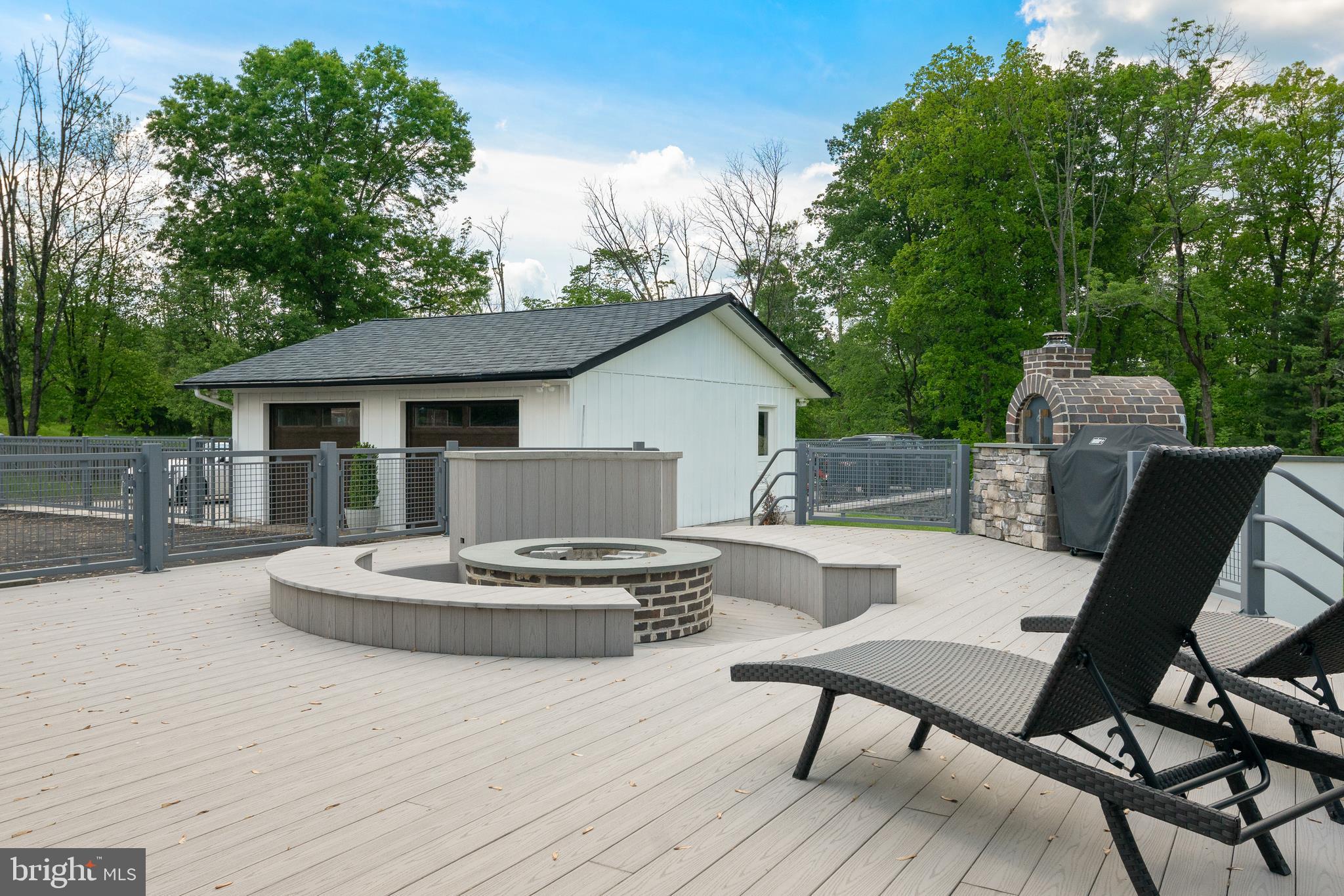 000 - Residential Lease