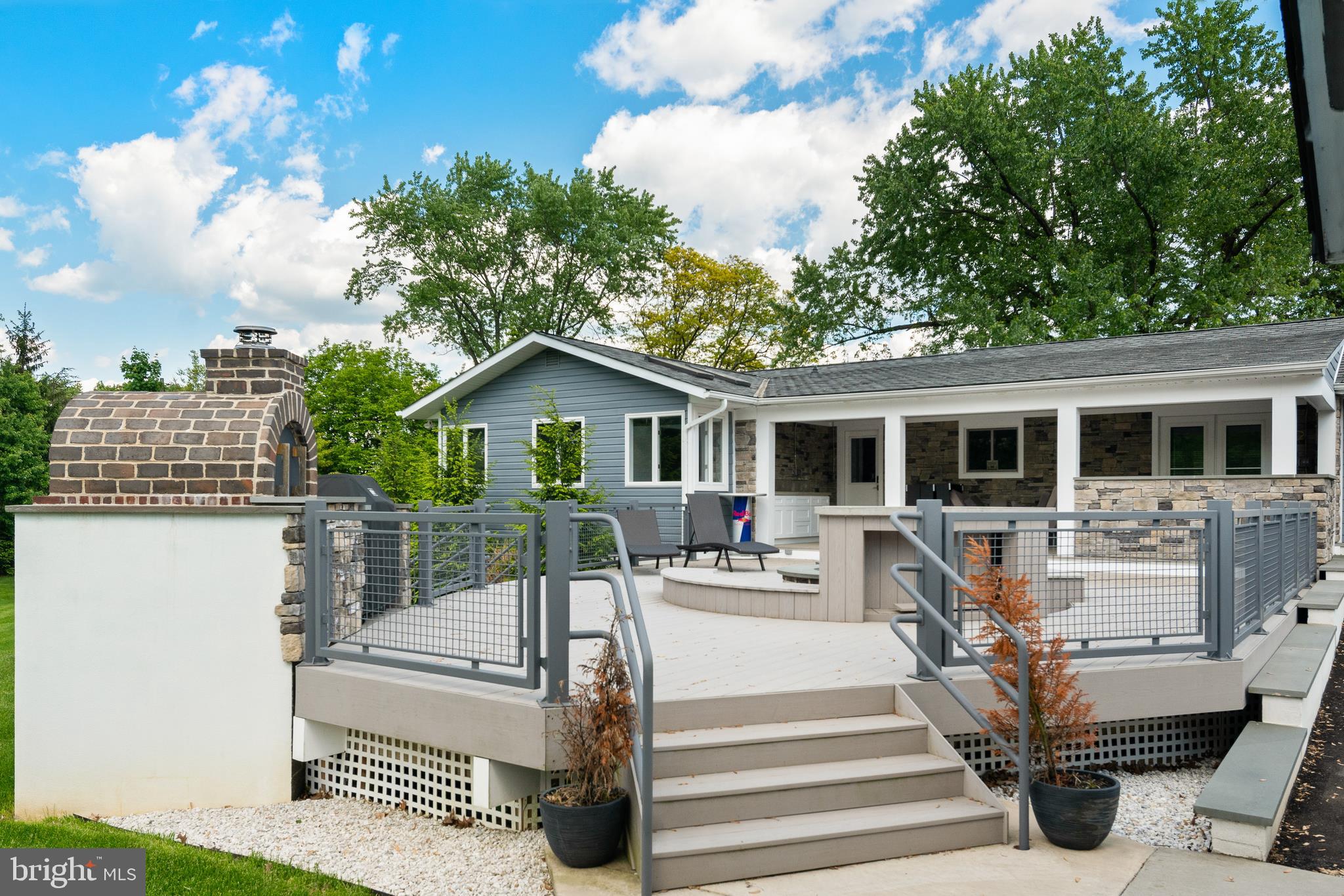000 - Residential Lease