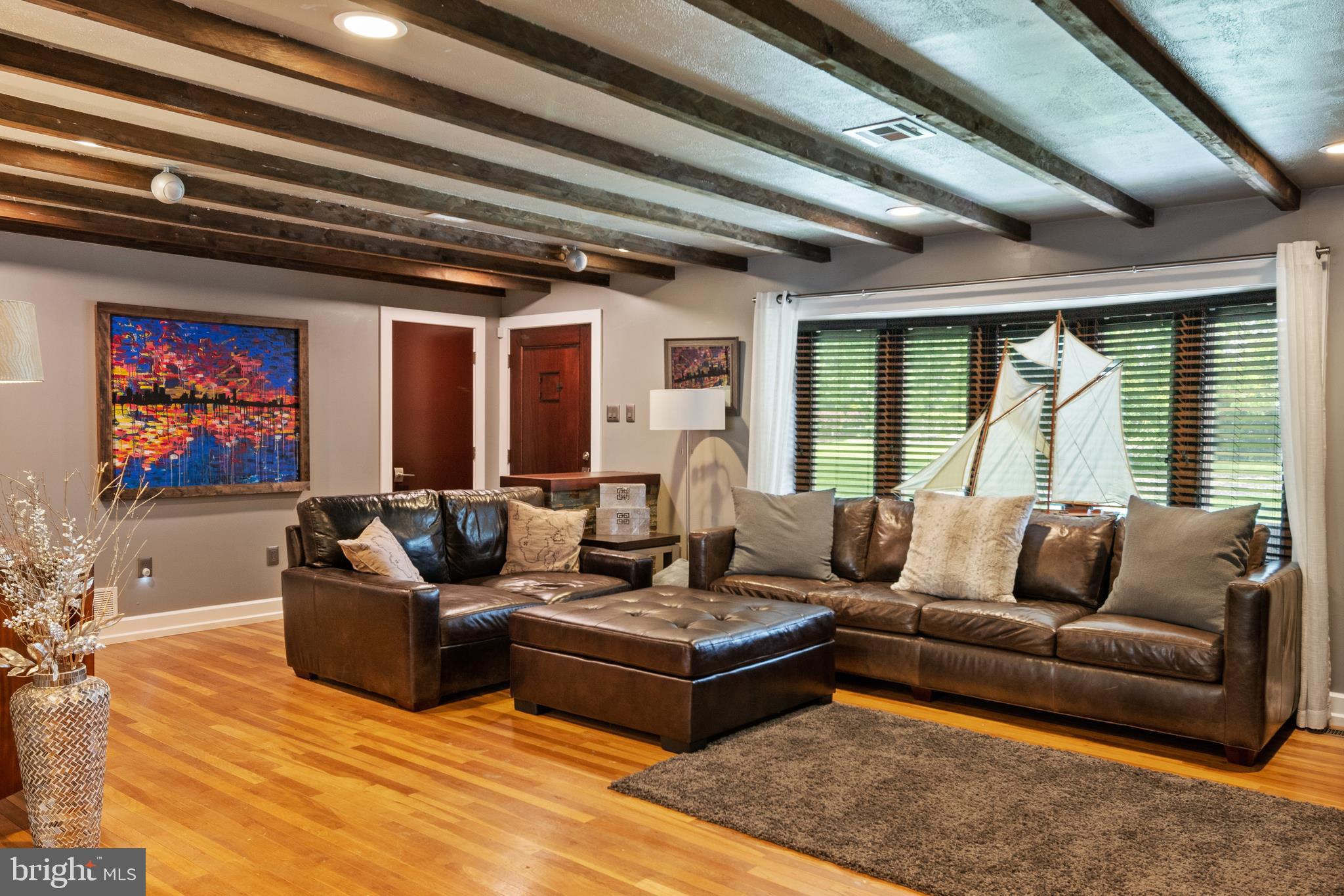 000 - Residential Lease