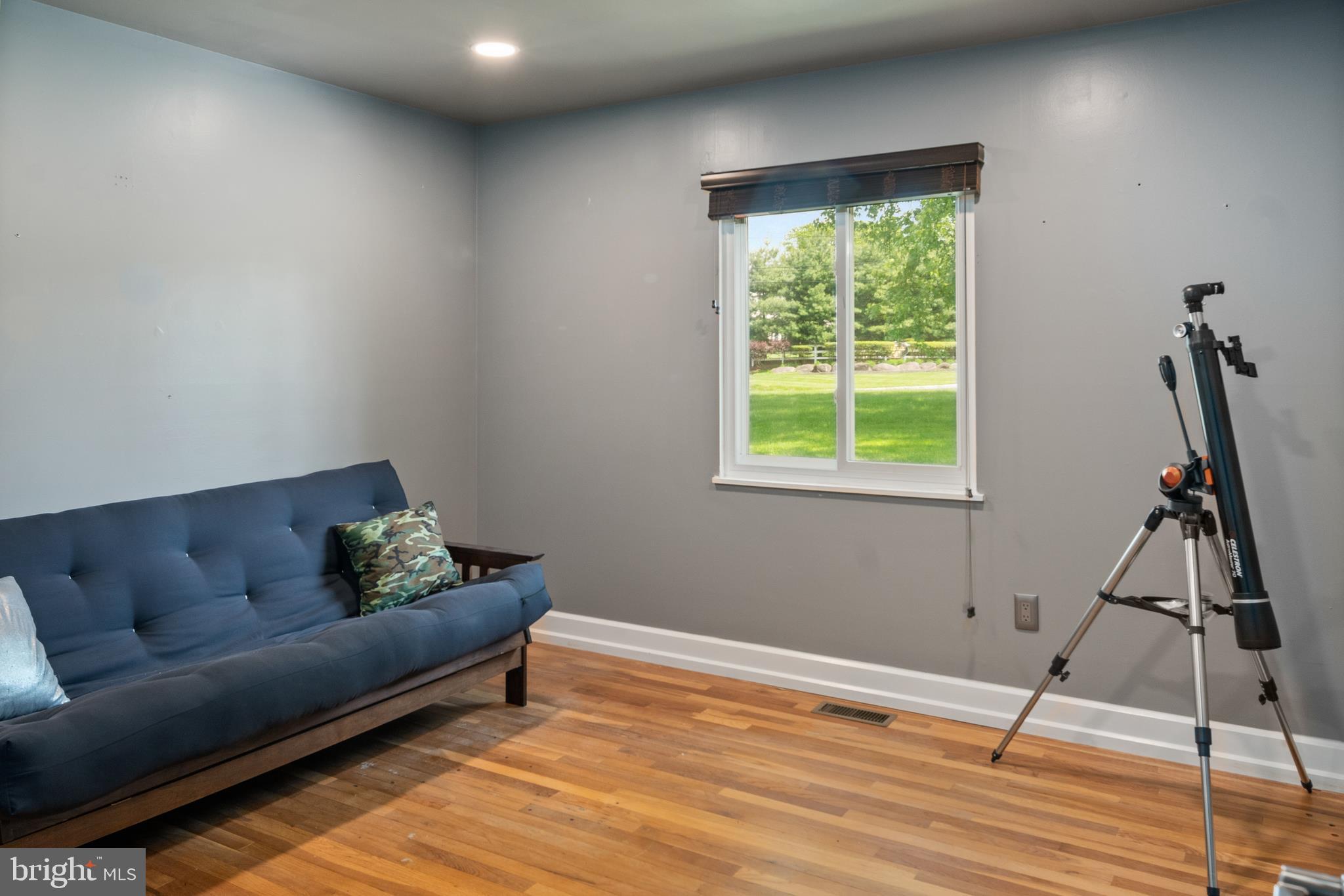 000 - Residential Lease