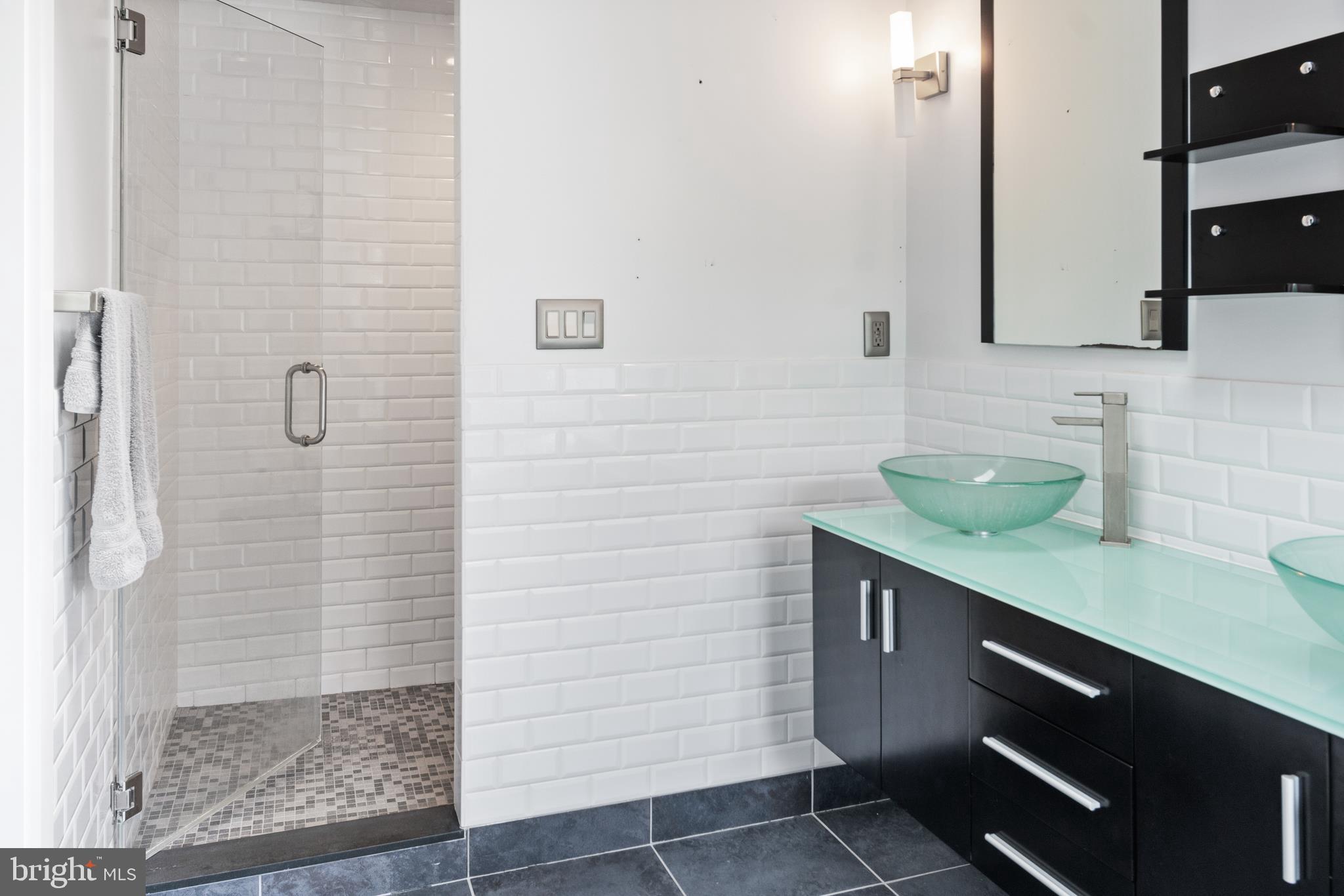 000 - Residential Lease